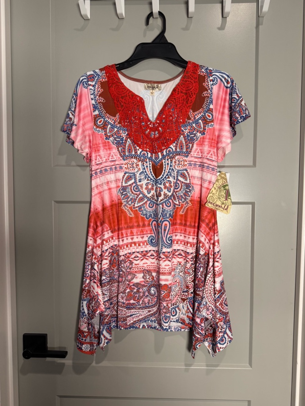 One World Boho Patchwork Paisley Top Lace V-Neck Asymmetrical Hem - Small